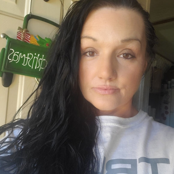 Meet your Posher, Jessica - Picture 5 of 16